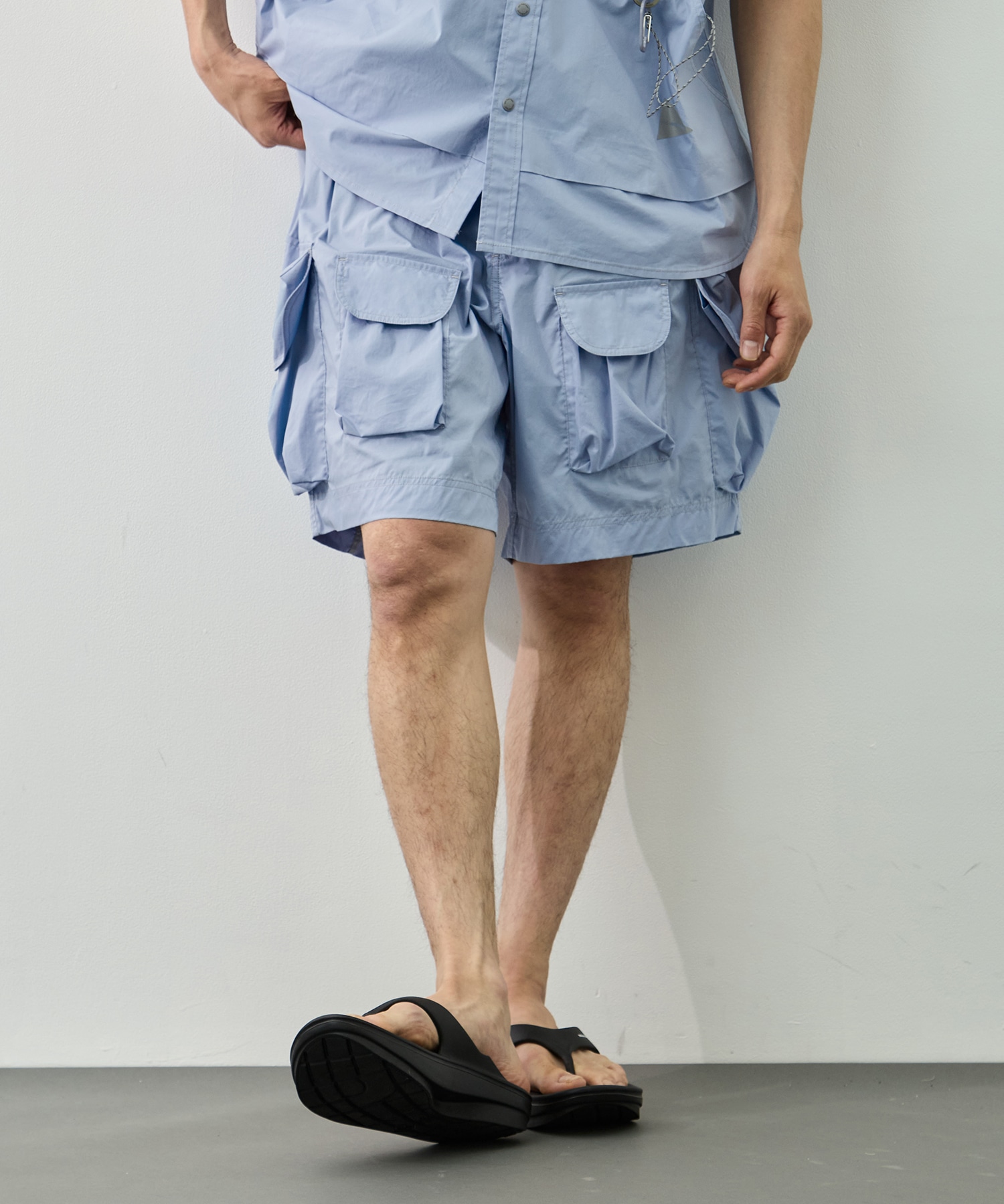 multi pocket short pants