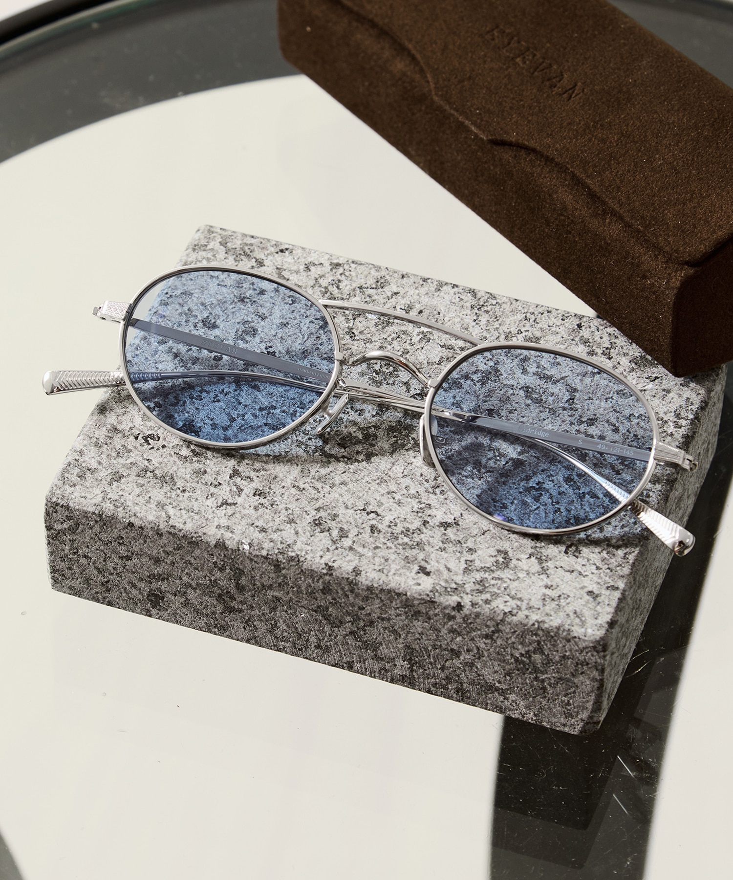 ELDRIDGE 49 S-LT.BLU3