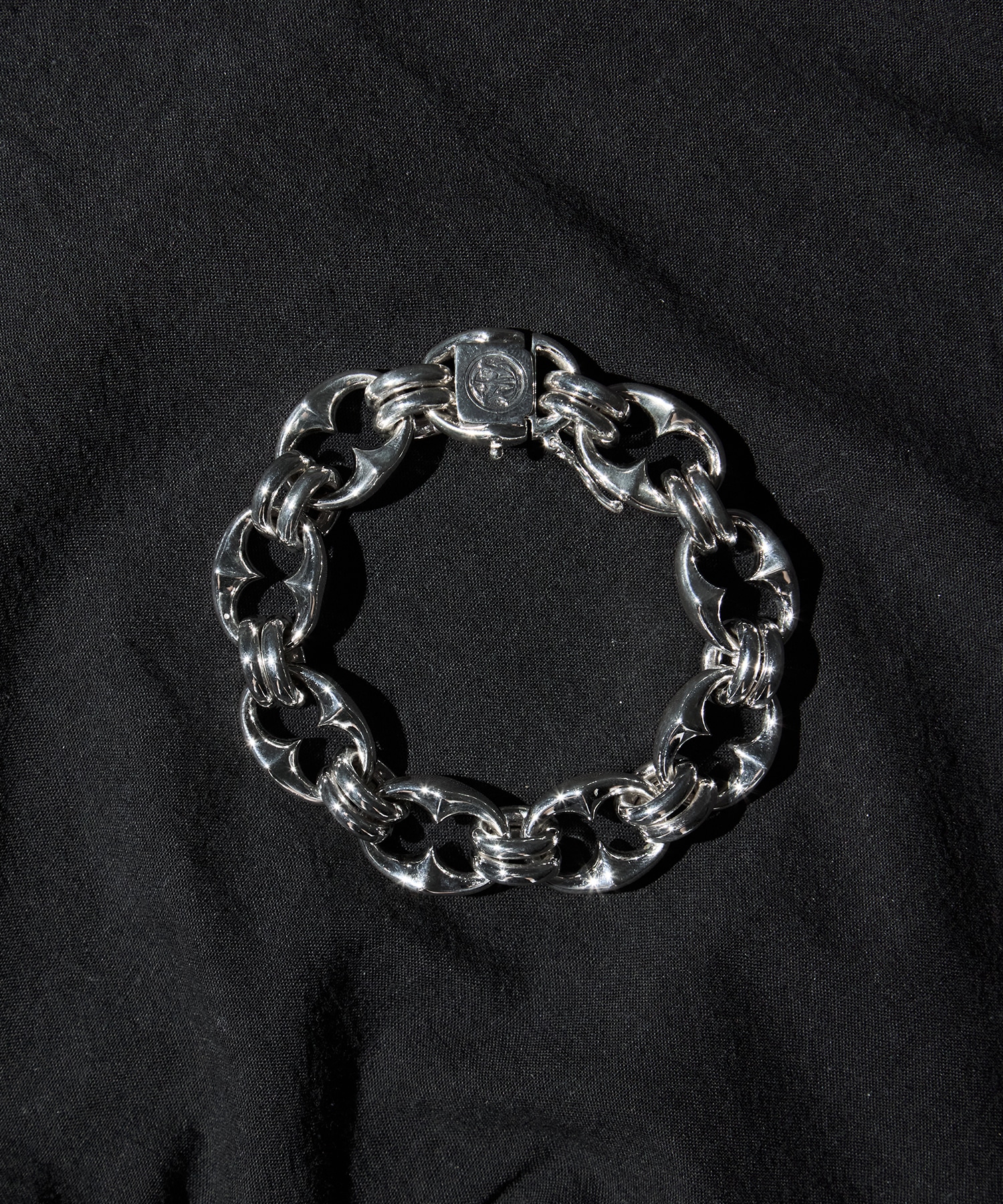 OVAL BRACELET
