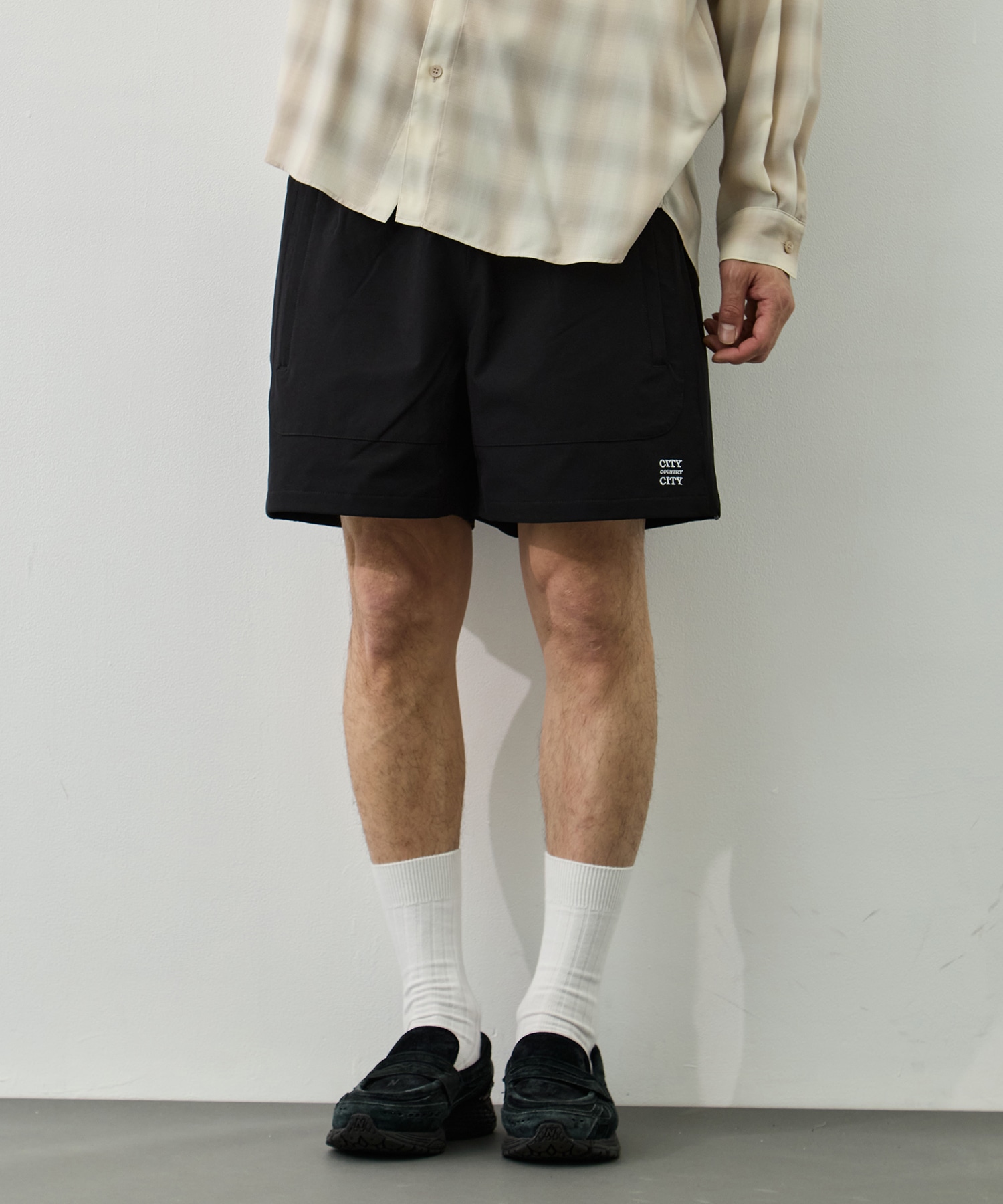 EMBROIDERD LOGO STRECH  NYLON EASY  SHORTS