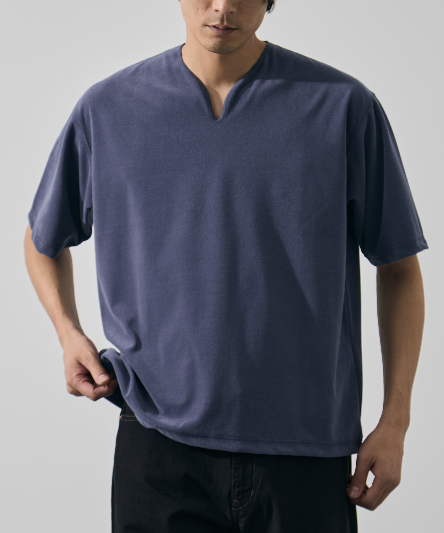 マイクロパイルキーネックTee