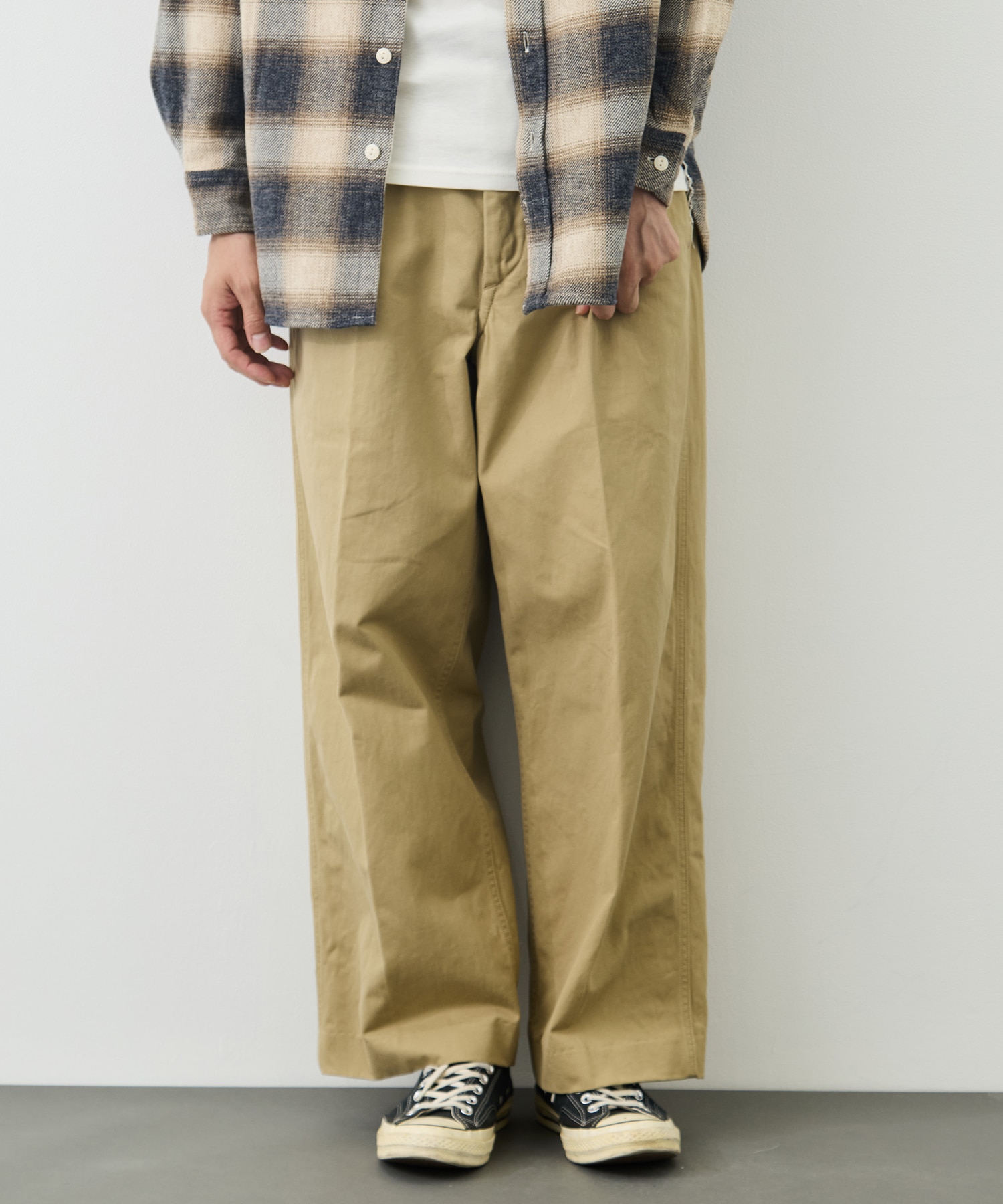52 Wide Chino Pants