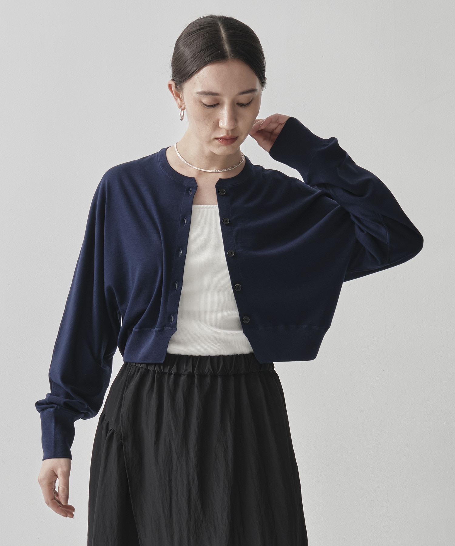 Crew Neck Cropped Knit Cardigan