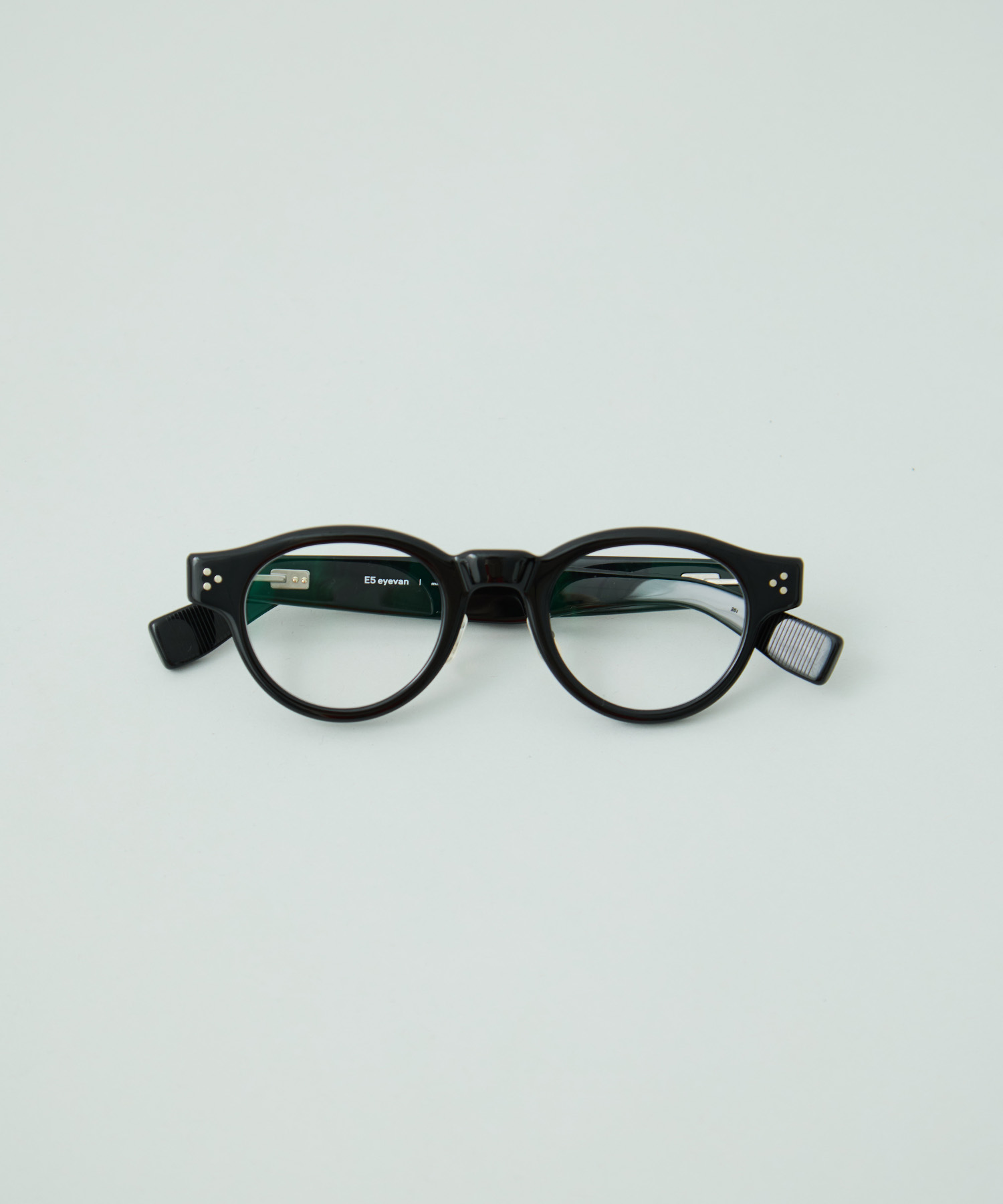 P27 47 BK