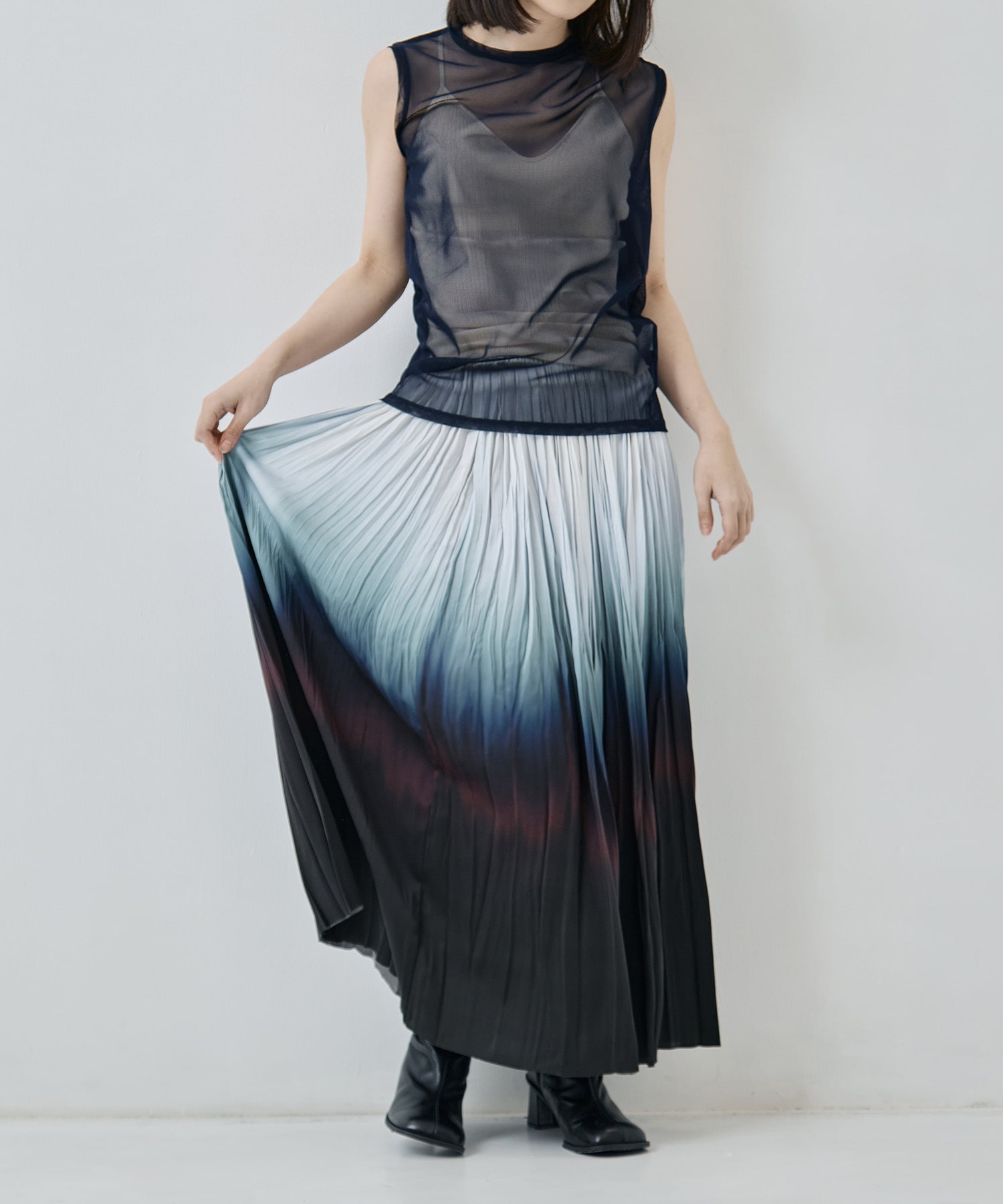 Bassen print satin pleated skirt