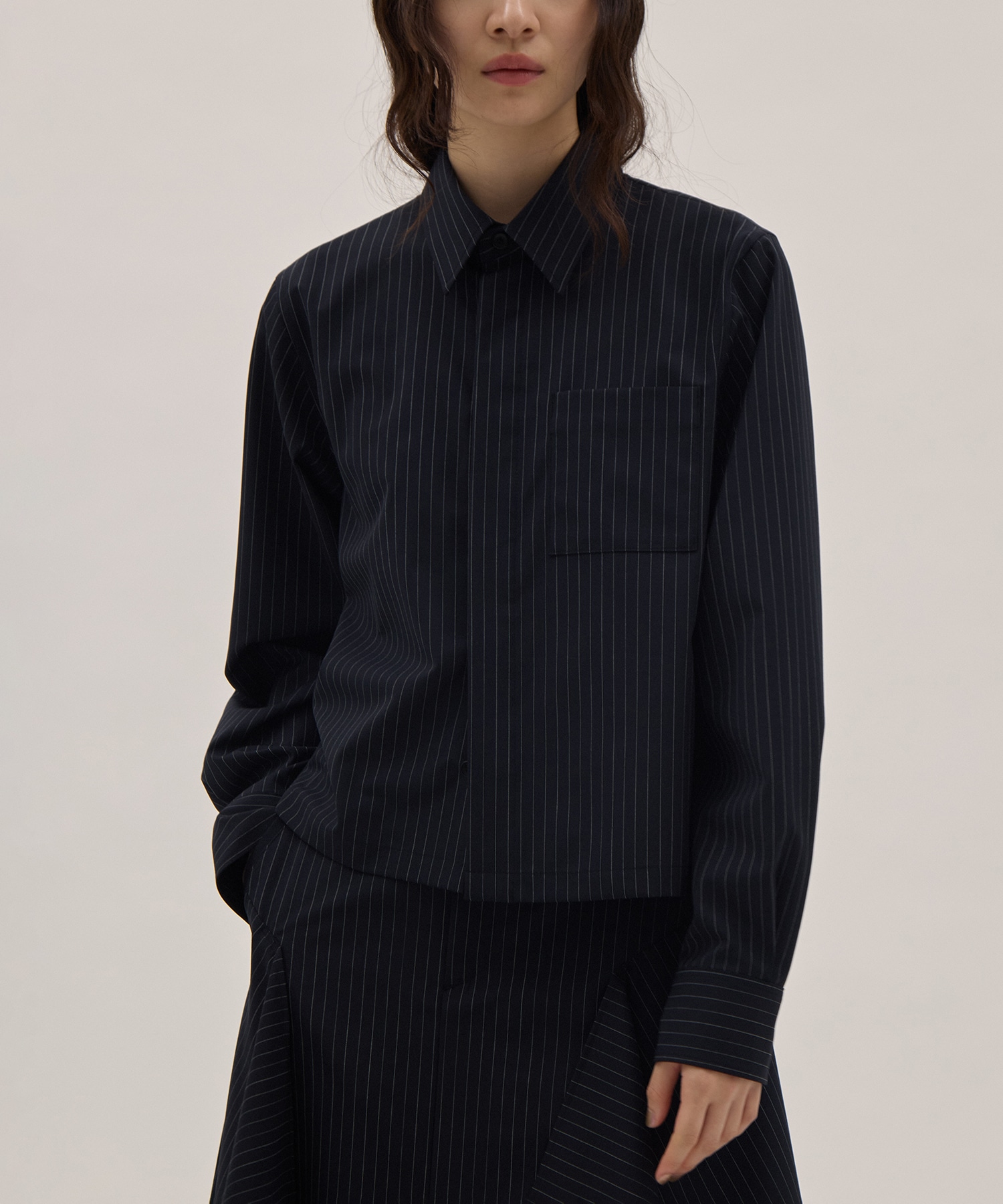 Wool stripe short shirt
