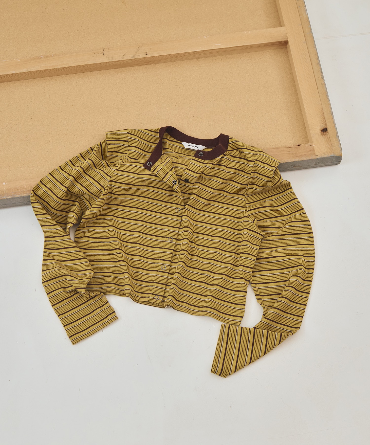 Multi-Border Tucked Shoulder Cardigan