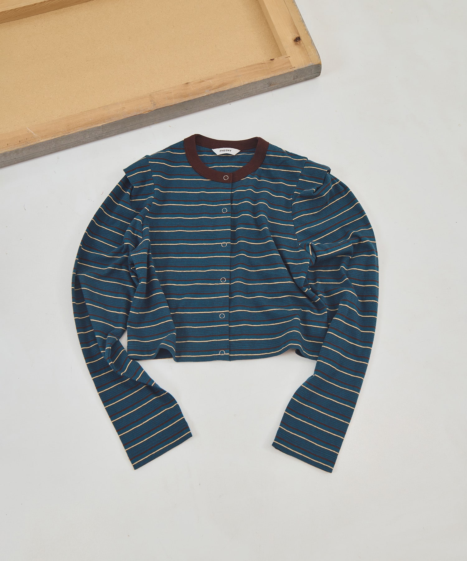 Multi-Border Tucked Shoulder Cardigan
