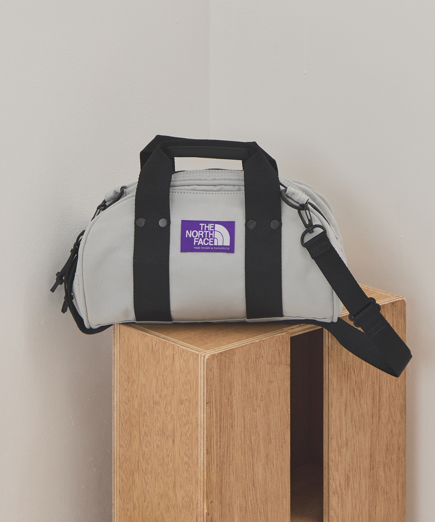 Field Demi Duffle Bag