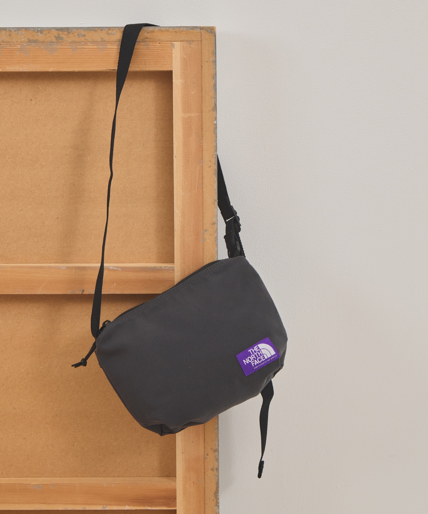 Field Small Shoulder Bag