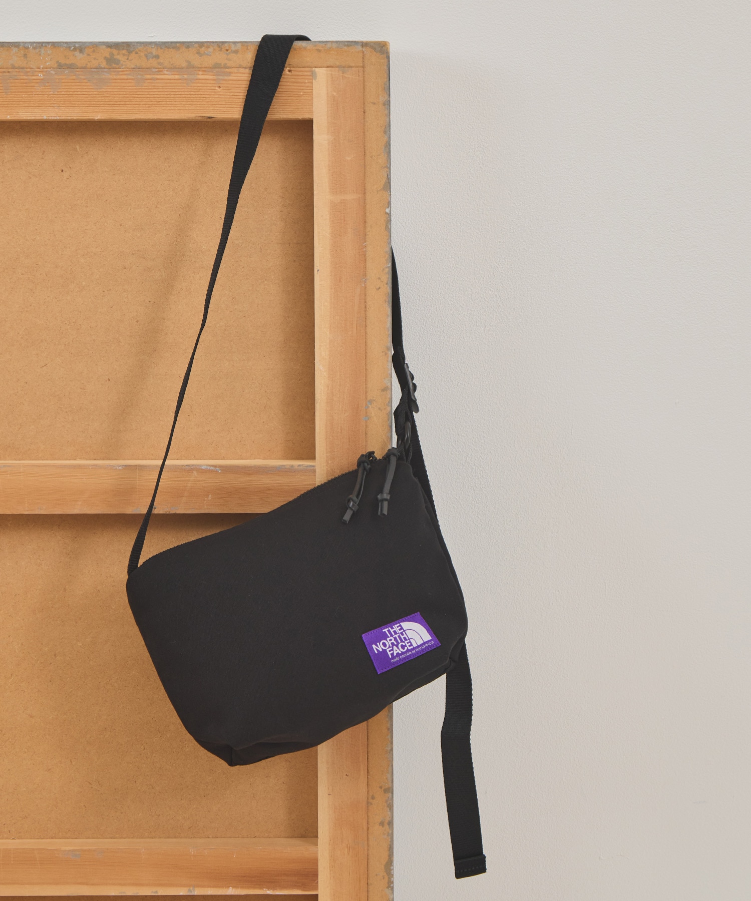 Field Small Shoulder Bag