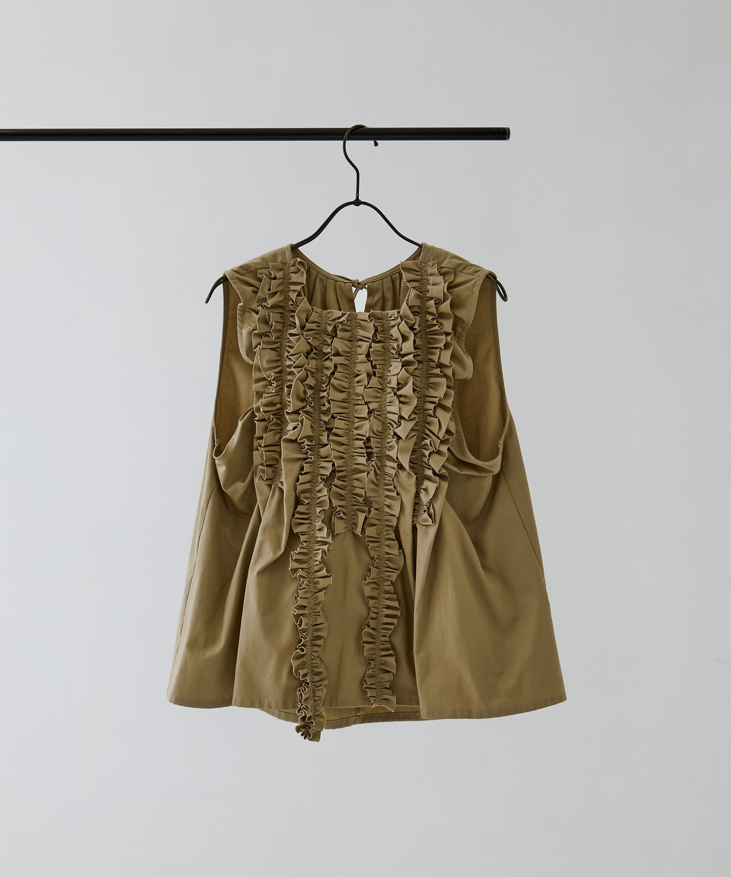 Sleeveless Frill Shirt - Twill