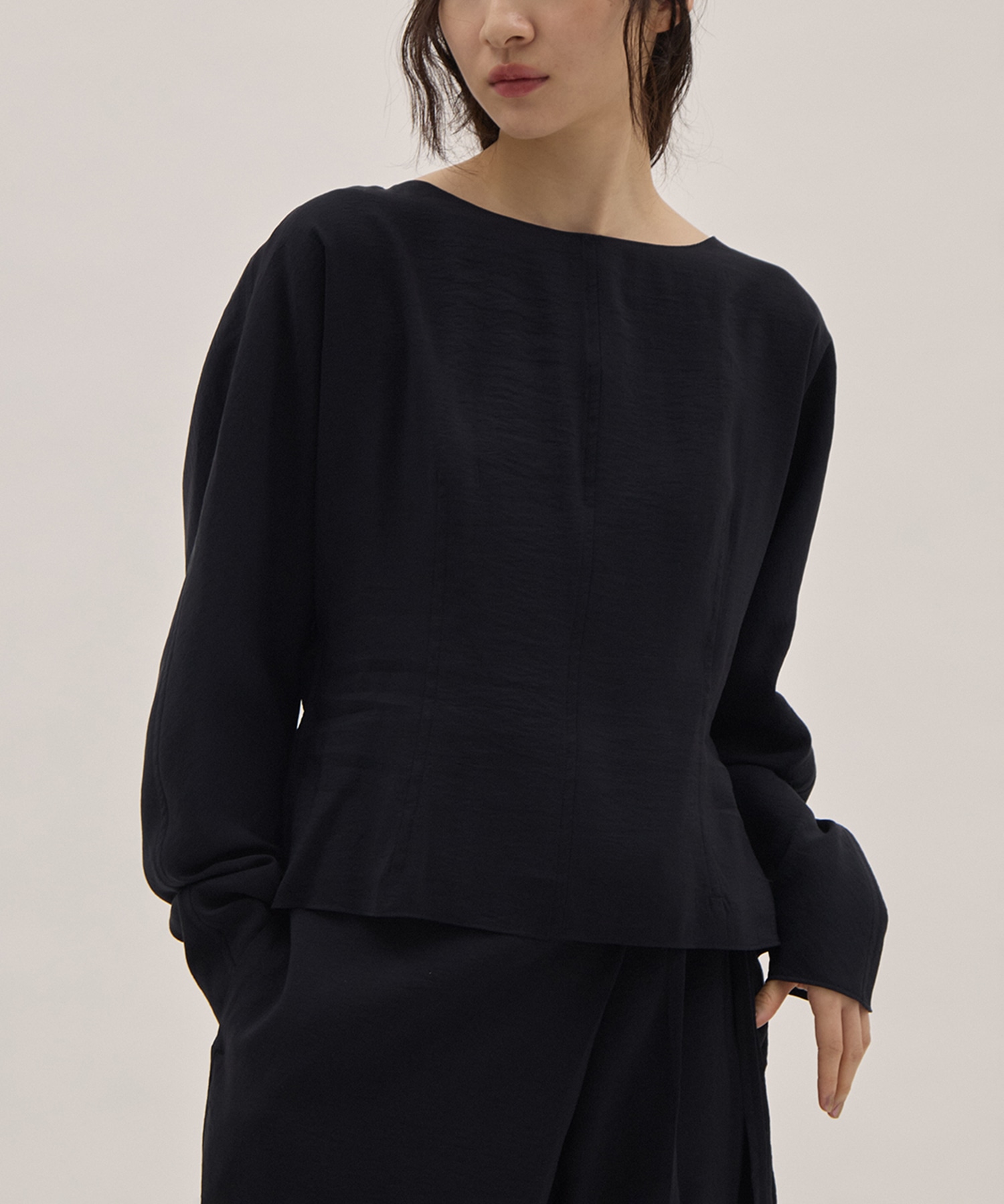 RAYON-POLYESTER BROAD BLOUSE