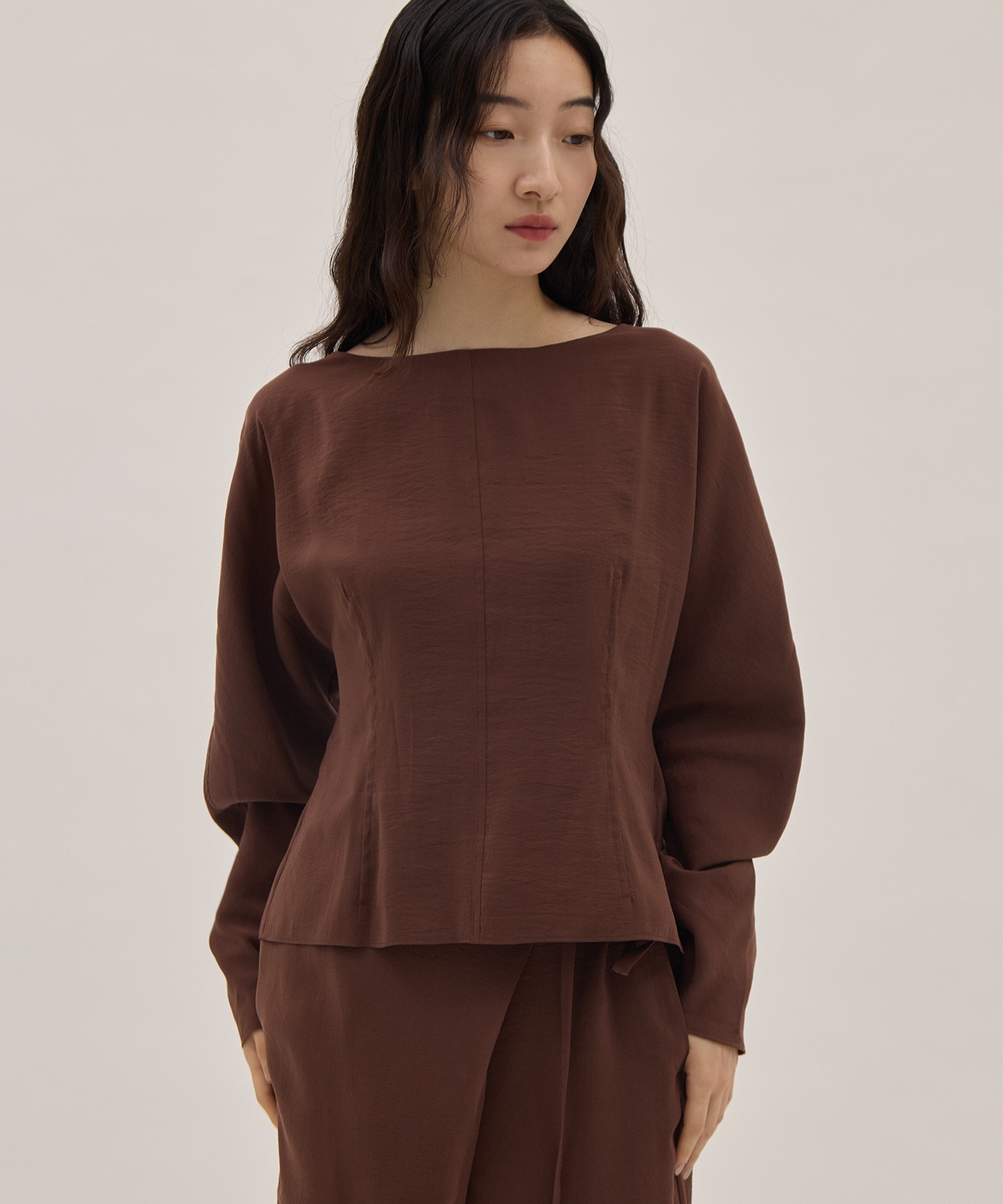 RAYON-POLYESTER BROAD BLOUSE