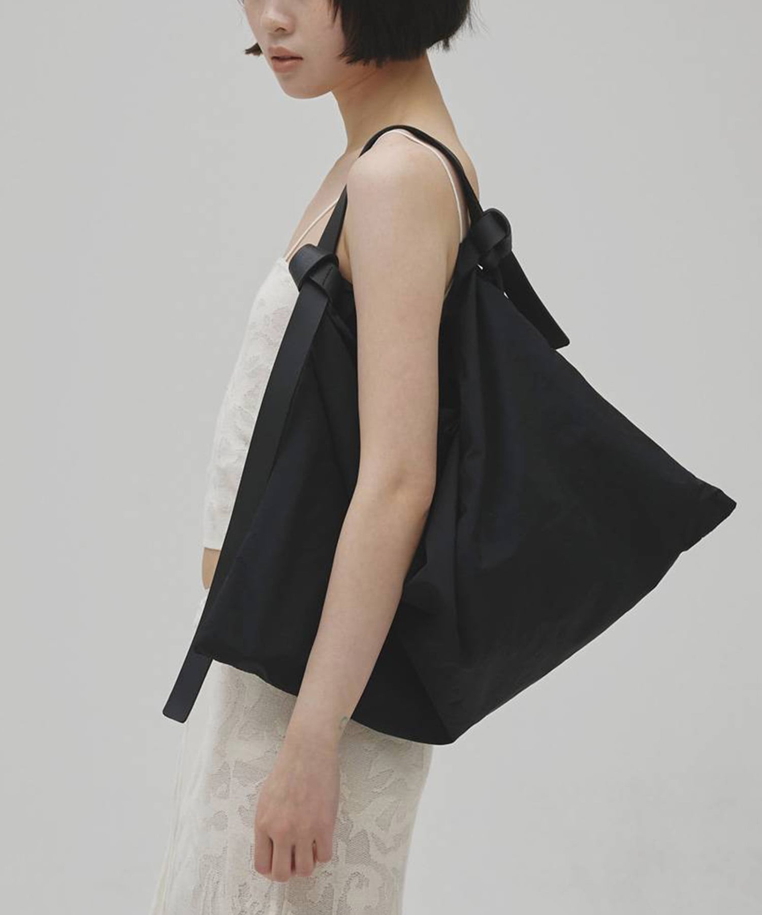 Leatherbelt Shoulder Bag